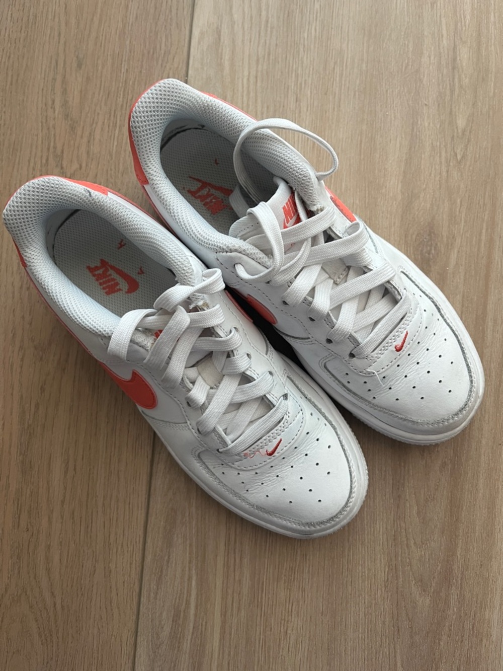 Nike Air Force 1 Big Kid - Picture 5 of 10